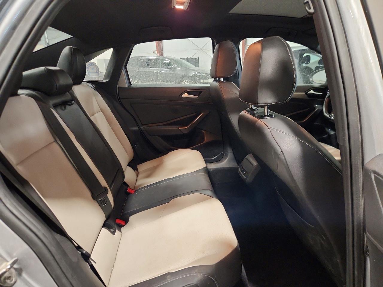 Volkswagen Jetta S