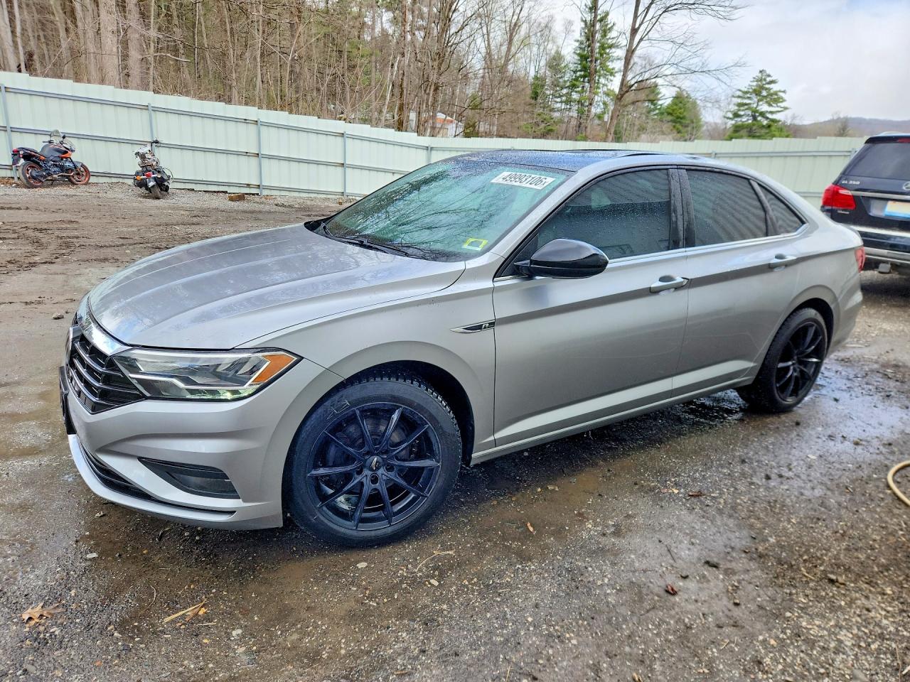 Salvage Volkswagen Jetta Image