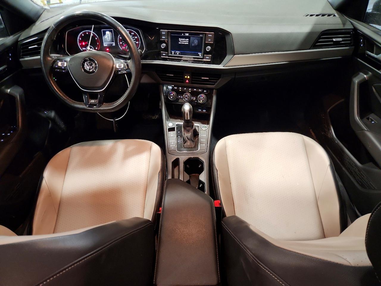 Volkswagen Jetta S