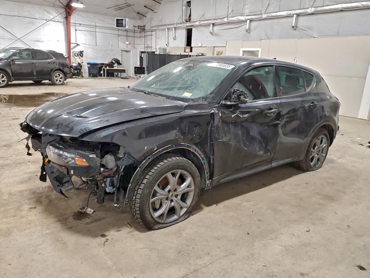 Salvage Dodge Hornet Image