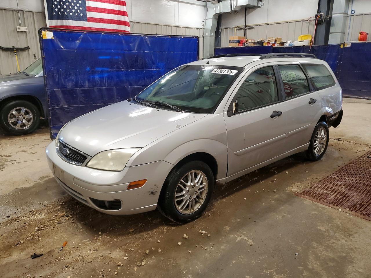Salvage Ford Focus Image