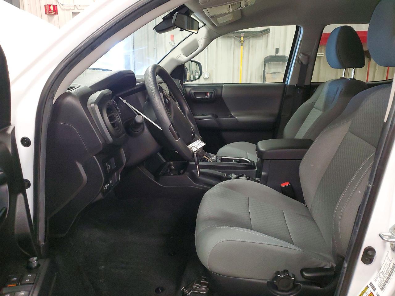 Toyota Tacoma Sr V6