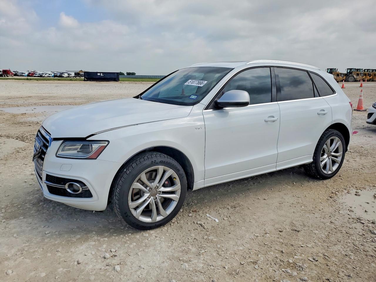 Salvage Audi Sq Image