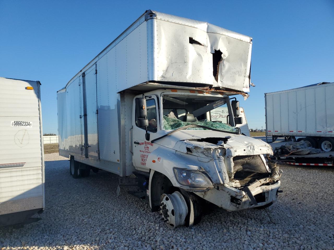 Salvage Hino Hino L6 Image