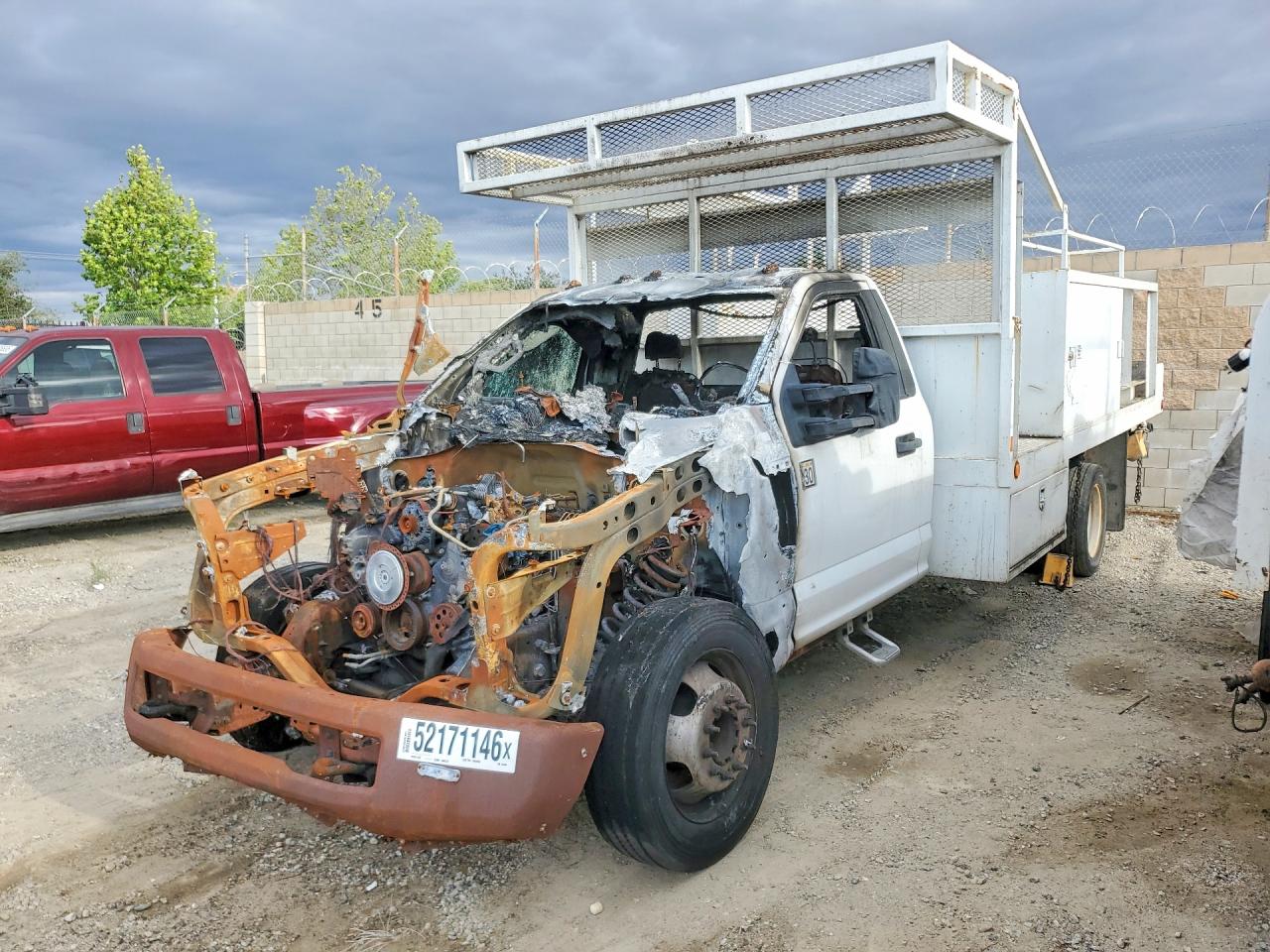 Salvage Ford F-550 Image