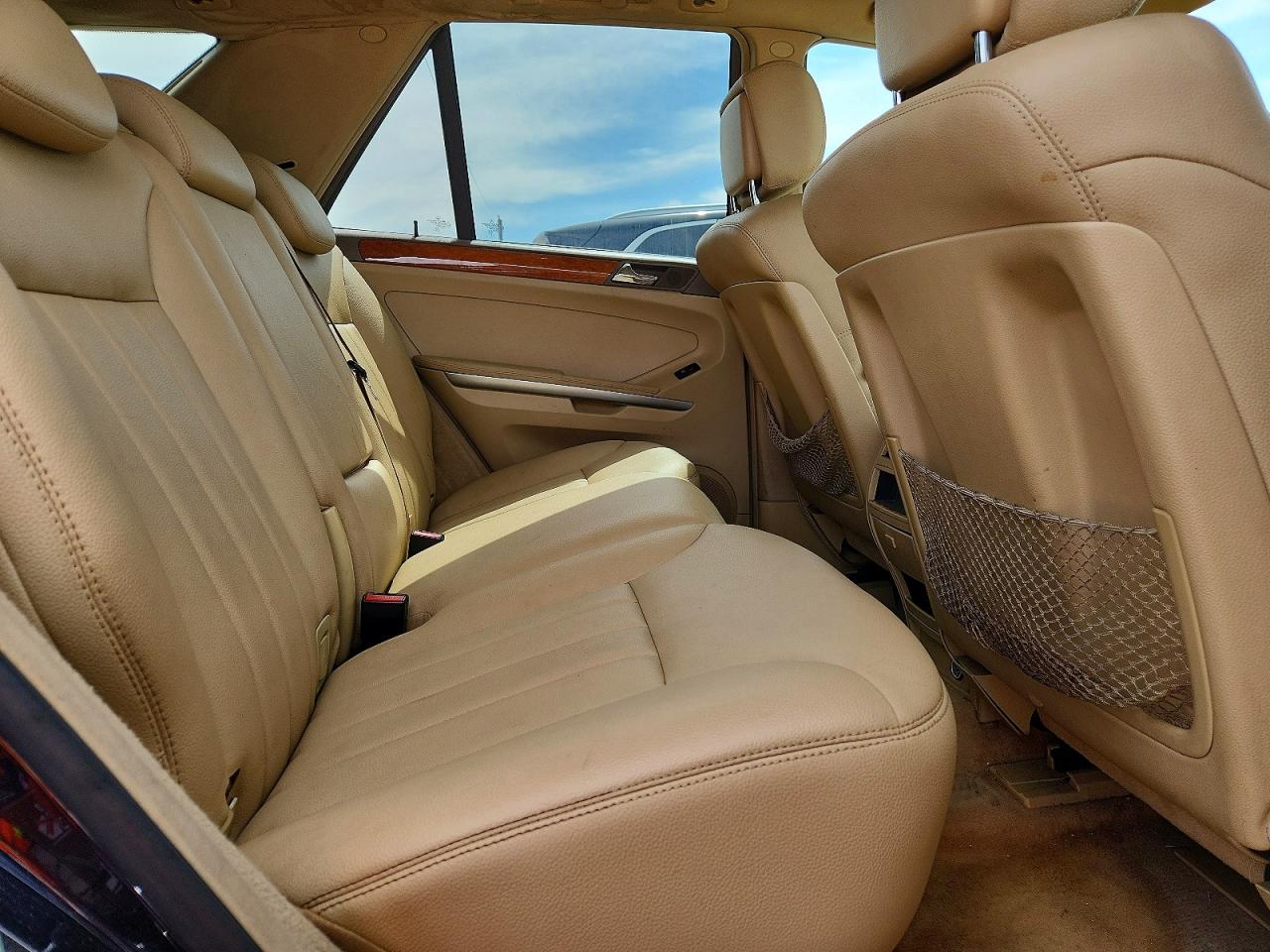Mercedes-Benz M-Class 350