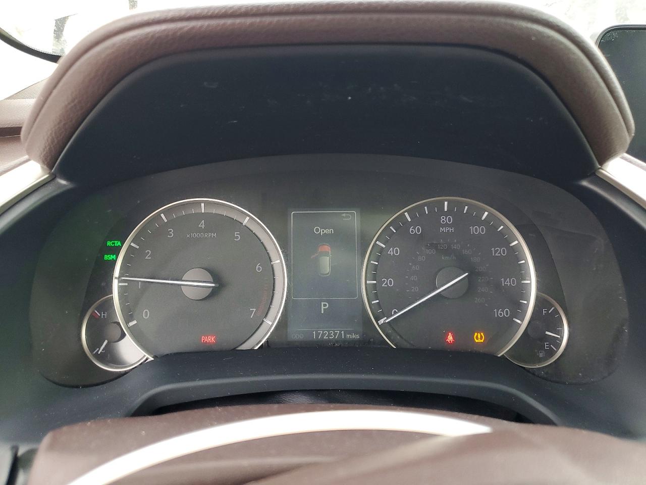 Lexus RX Base