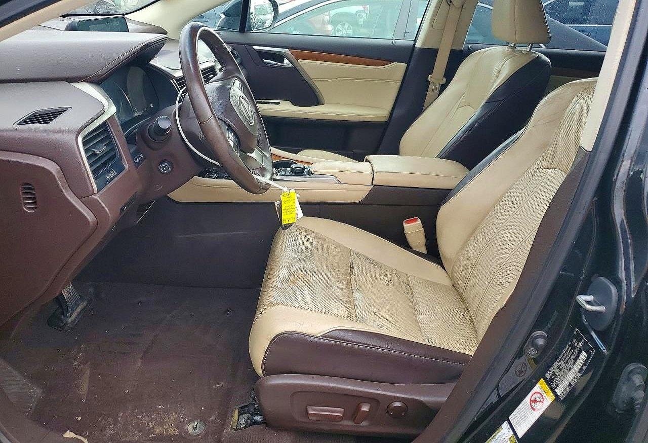 Lexus RX Base