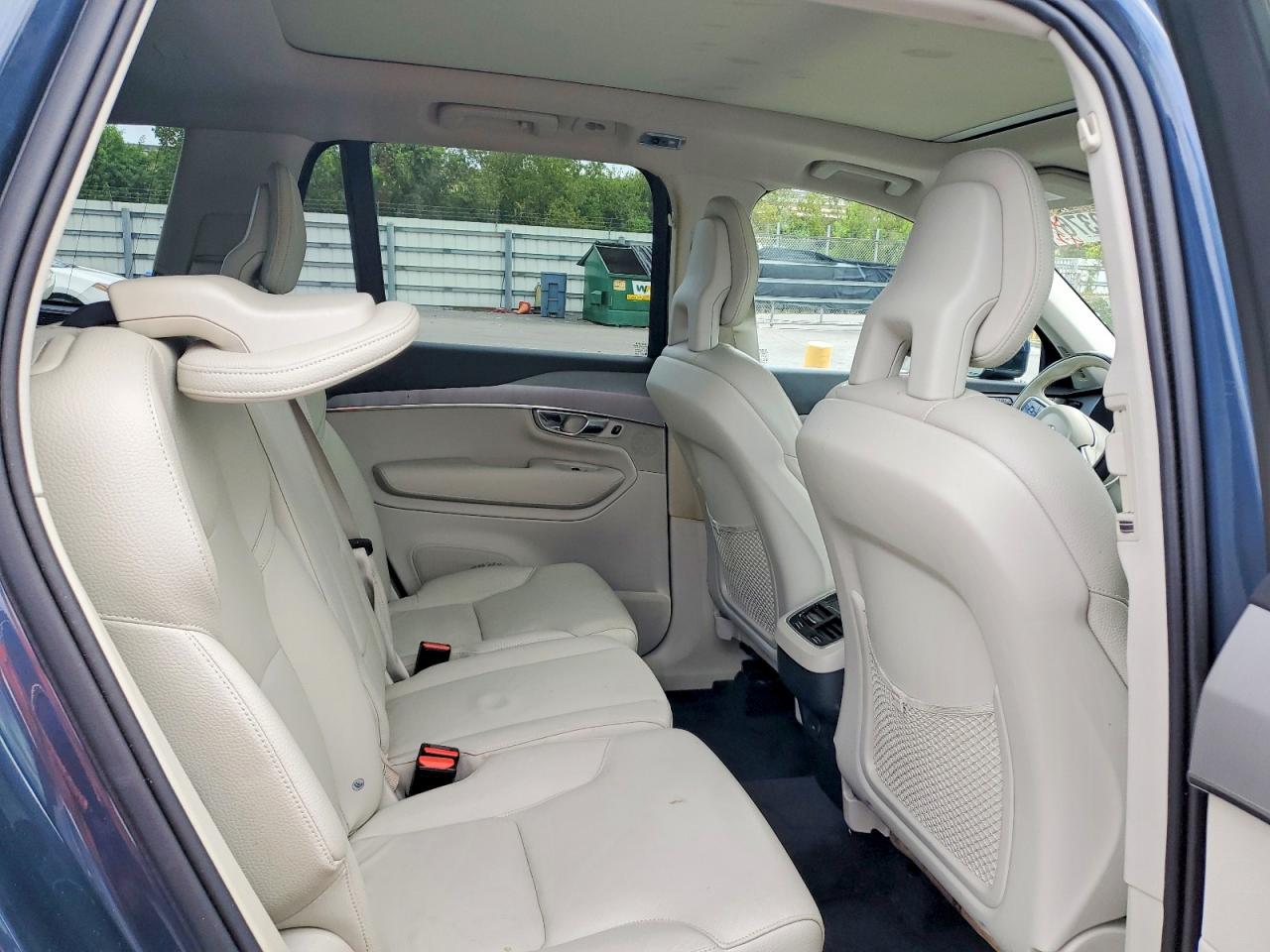 Volvo XC90 T5 Momentum
