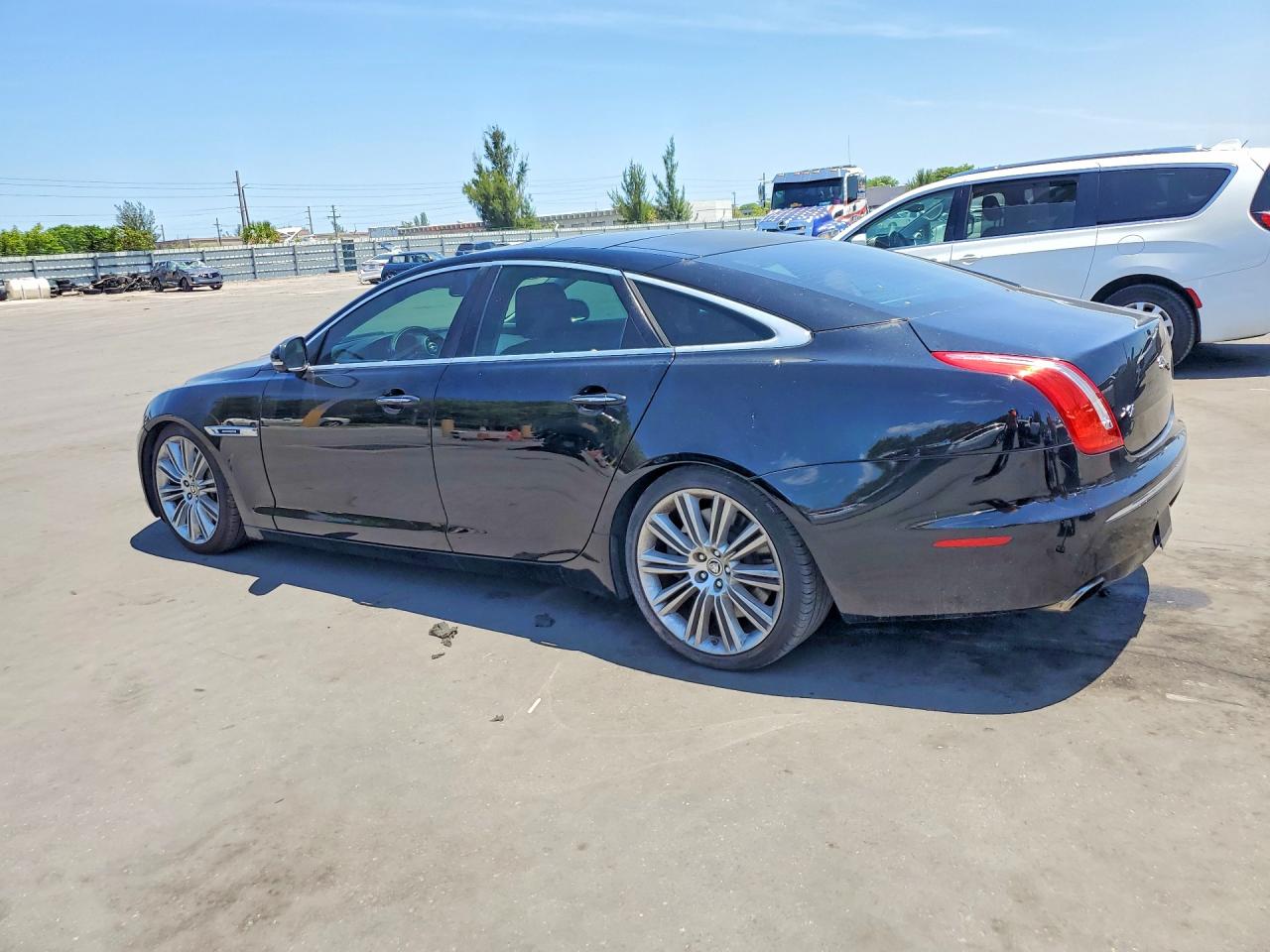 Jaguar XJ Supercharged