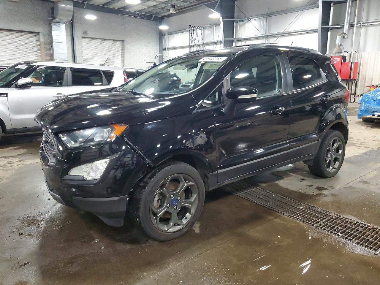 Salvage Ford EcoSport Image