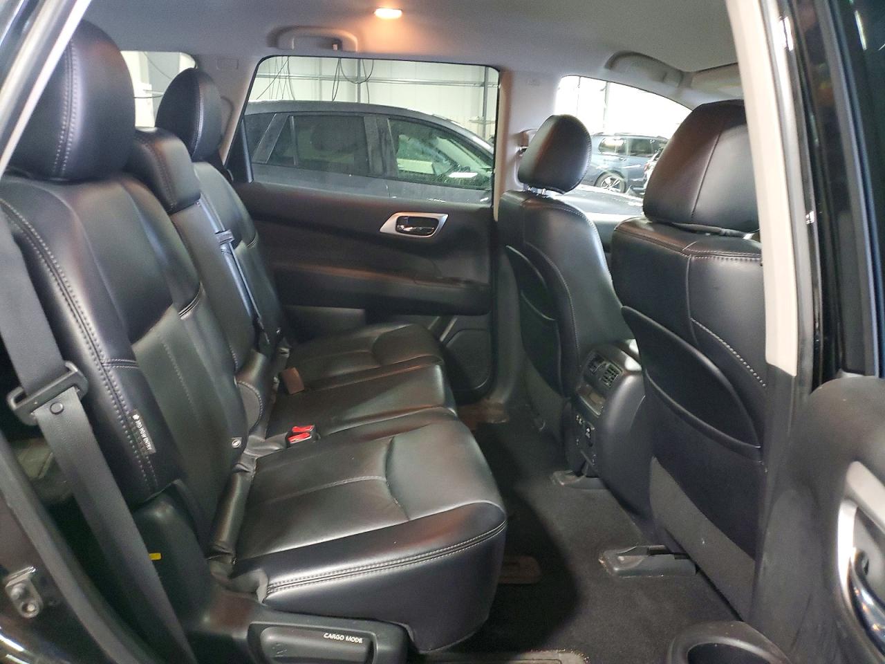 Nissan Pathfinder Sl
