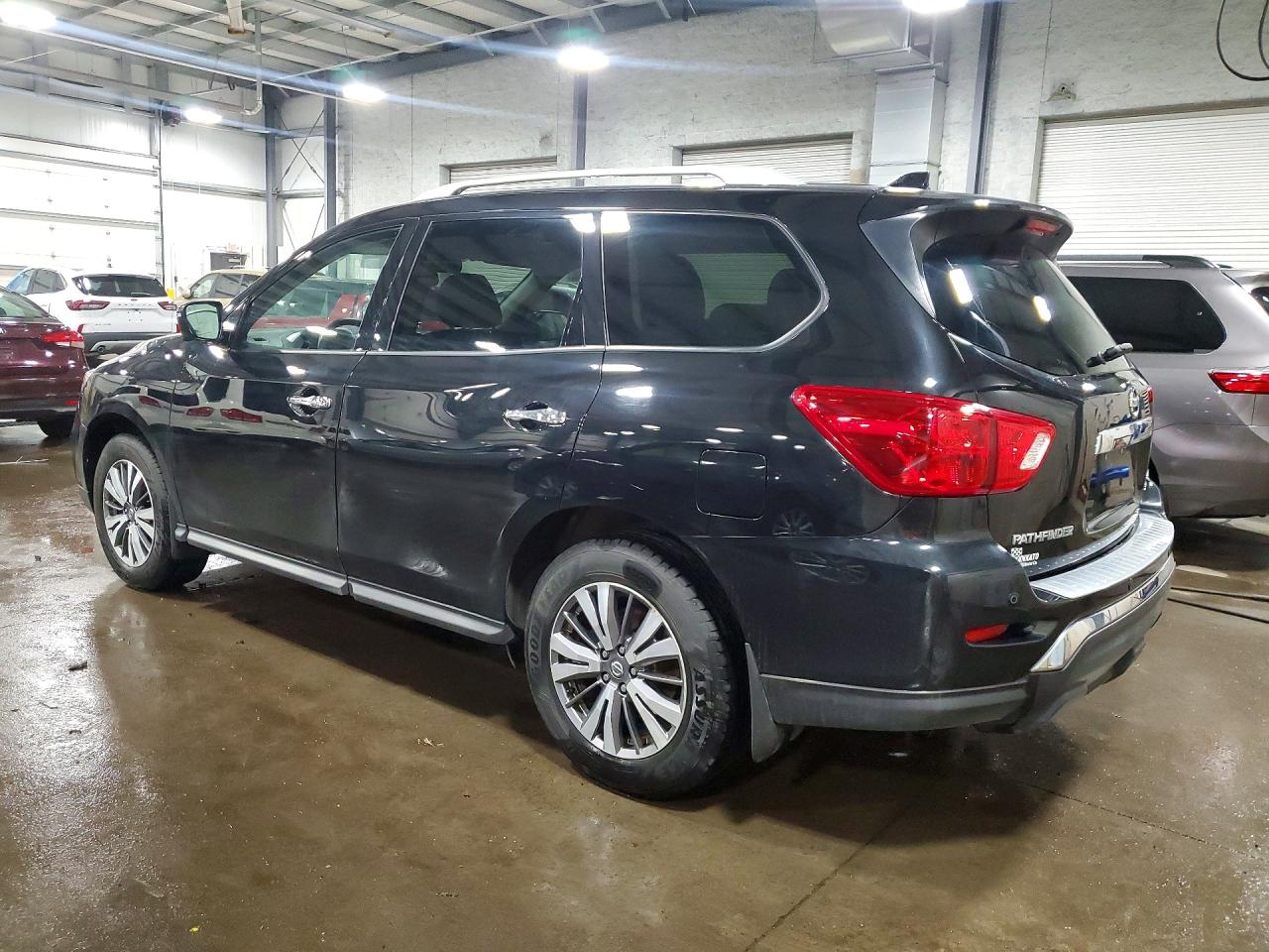 Nissan Pathfinder Sl