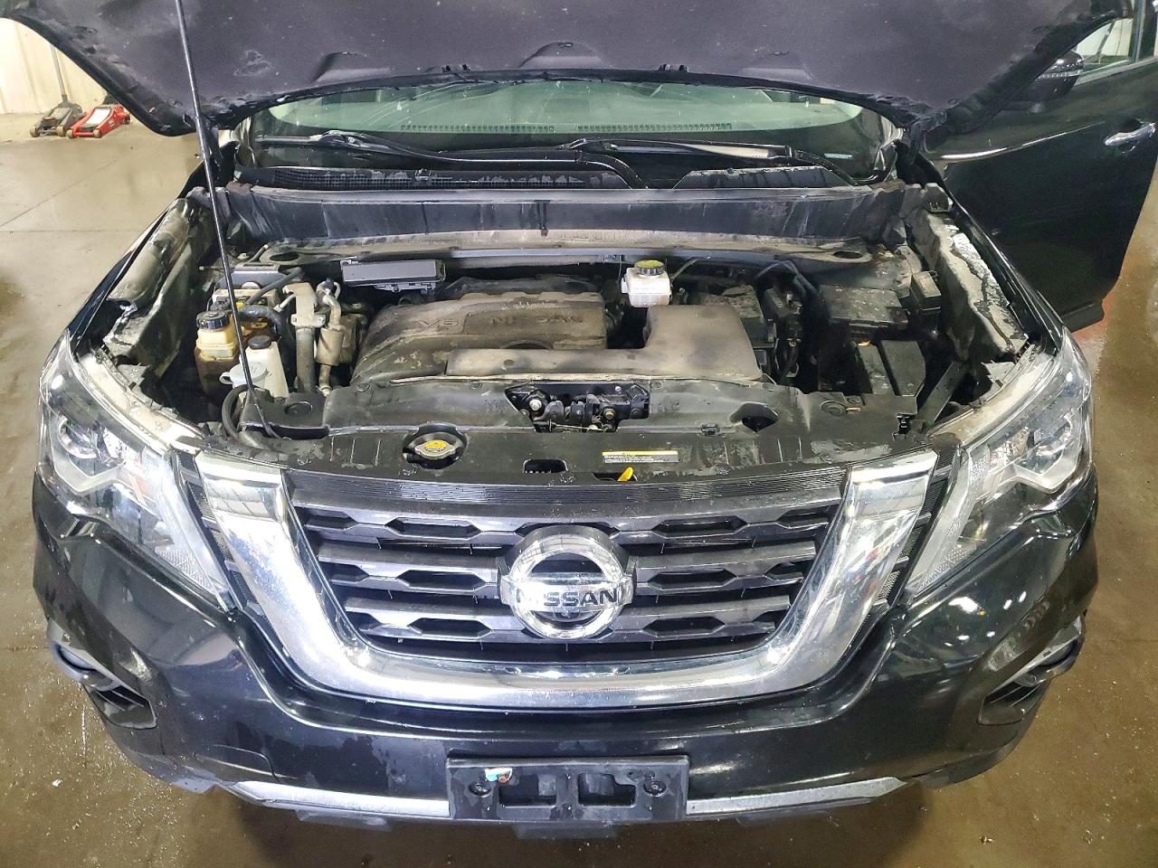 Nissan Pathfinder Sl