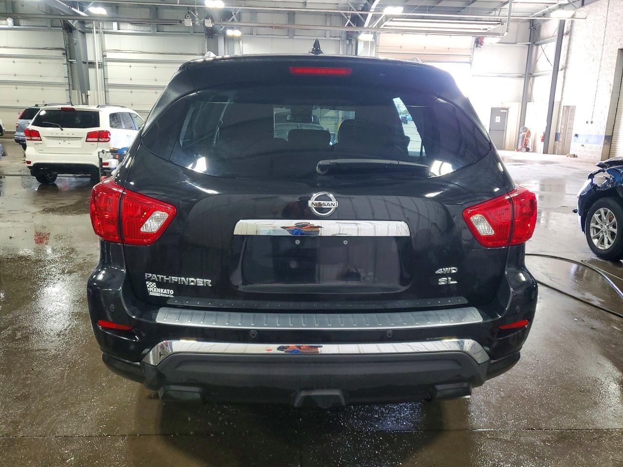 Nissan Pathfinder Sl