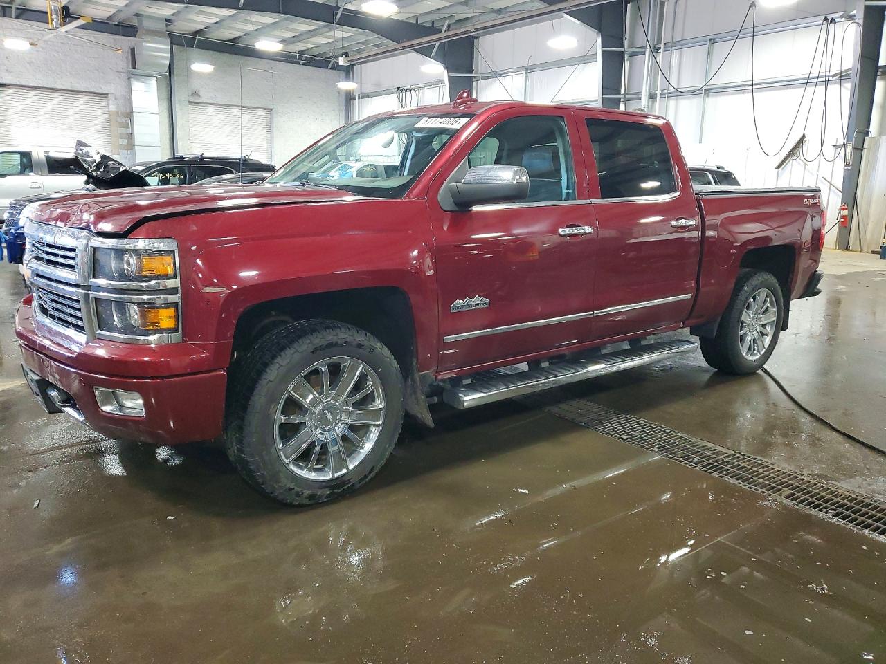 Salvage Chevrolet Silverado Image