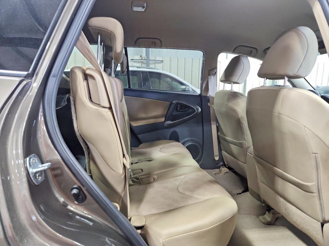 Toyota RAV4 Base