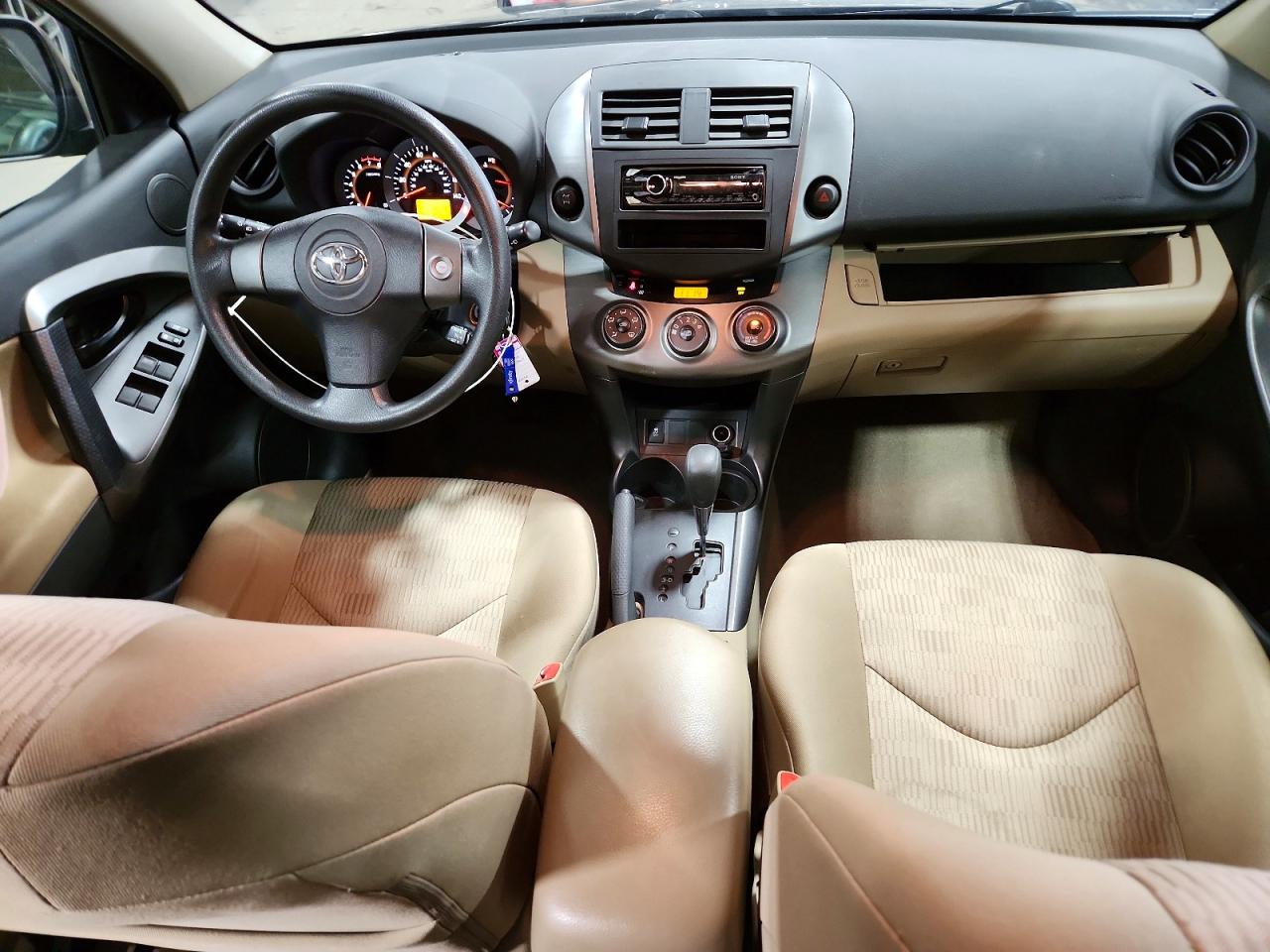 Toyota RAV4 Base