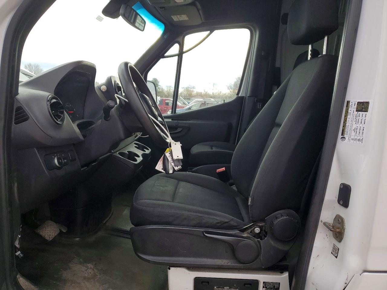 Mercedes-Benz Sprinter 2500