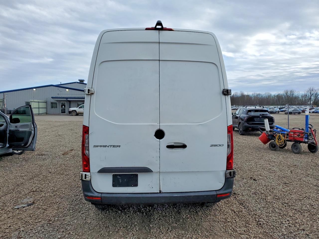 Mercedes-Benz Sprinter 2500
