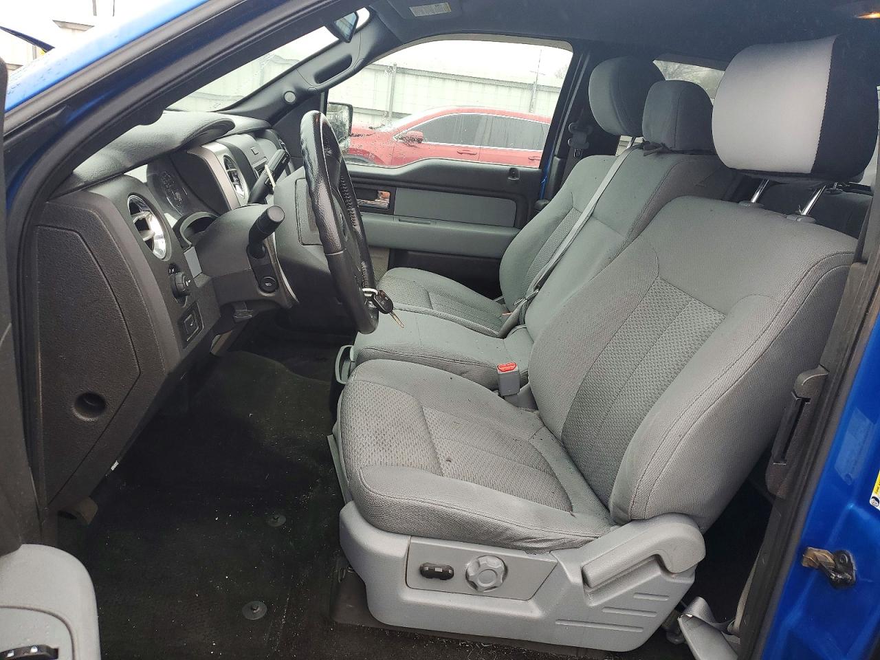 Ford F-150 Super Cab