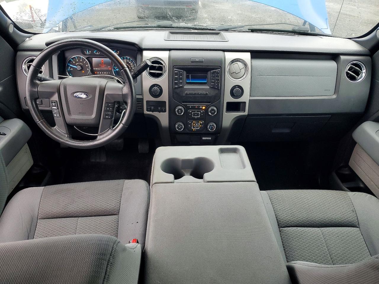 Ford F-150 Super Cab