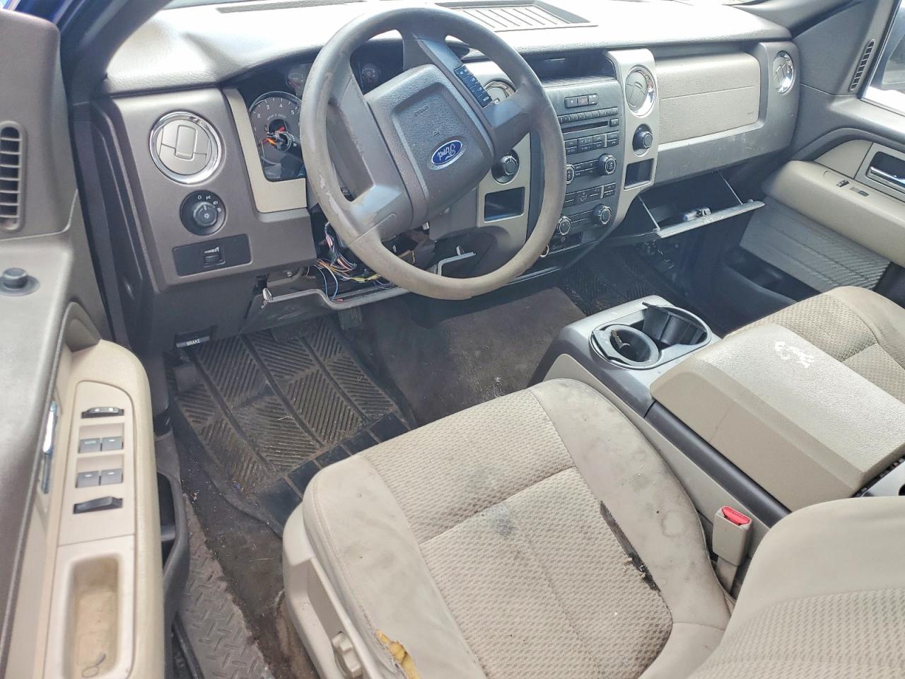 Ford F-150 Super Cab