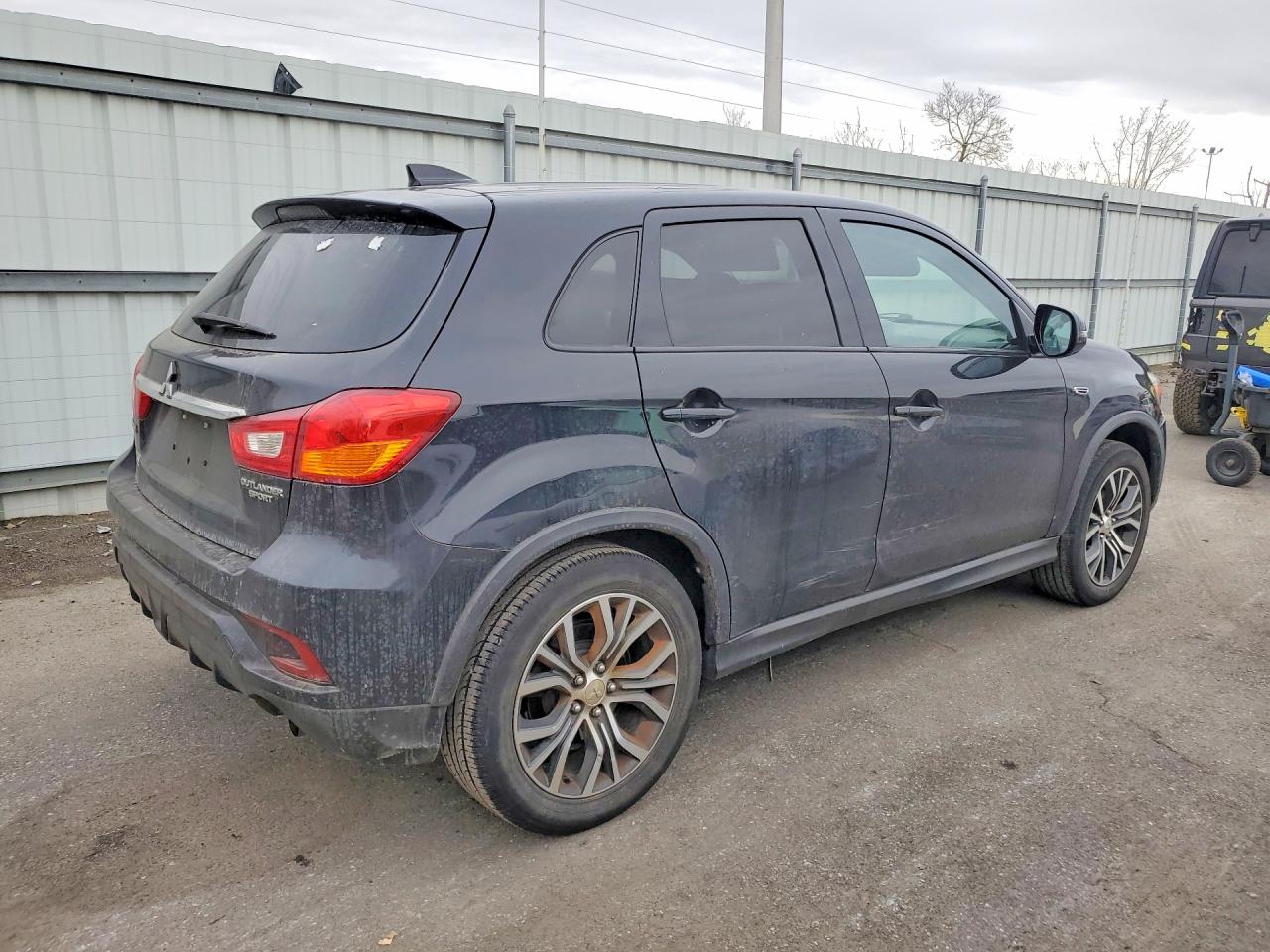 Mitsubishi Outlander Es