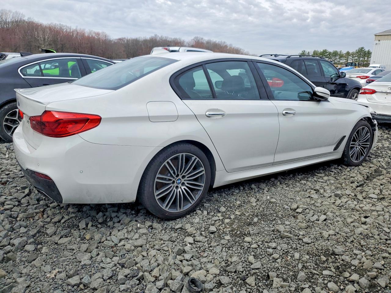 BMW 5 Series Xi