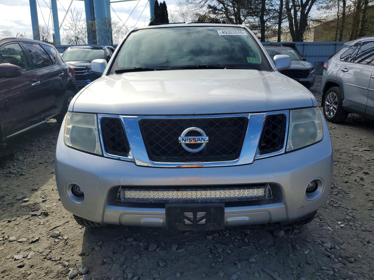 Nissan Pathfinder S