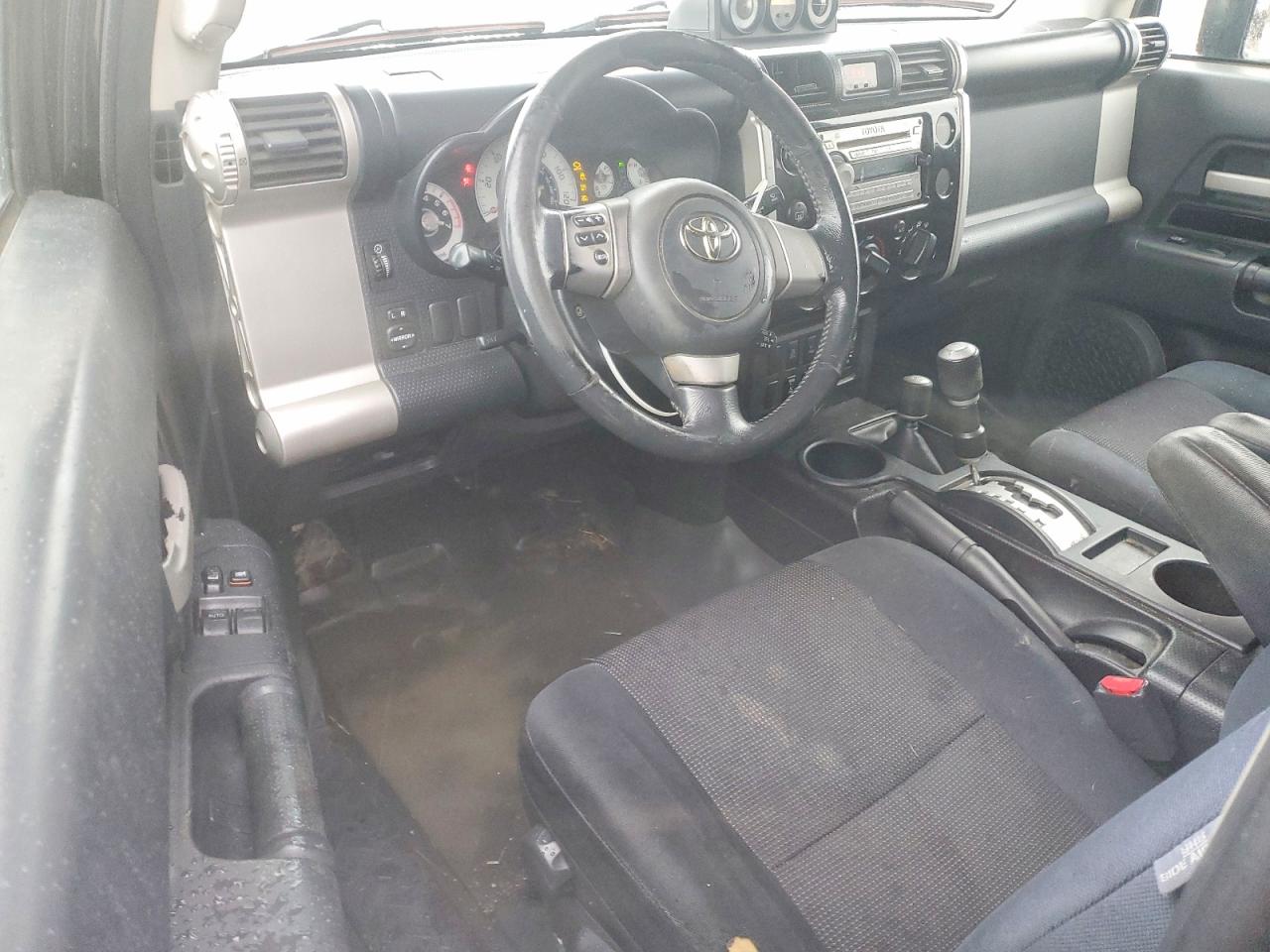 Toyota FJ Cruiser Base