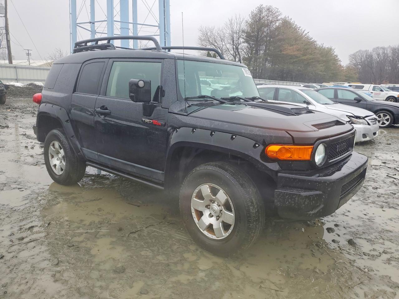 Toyota FJ Cruiser Base