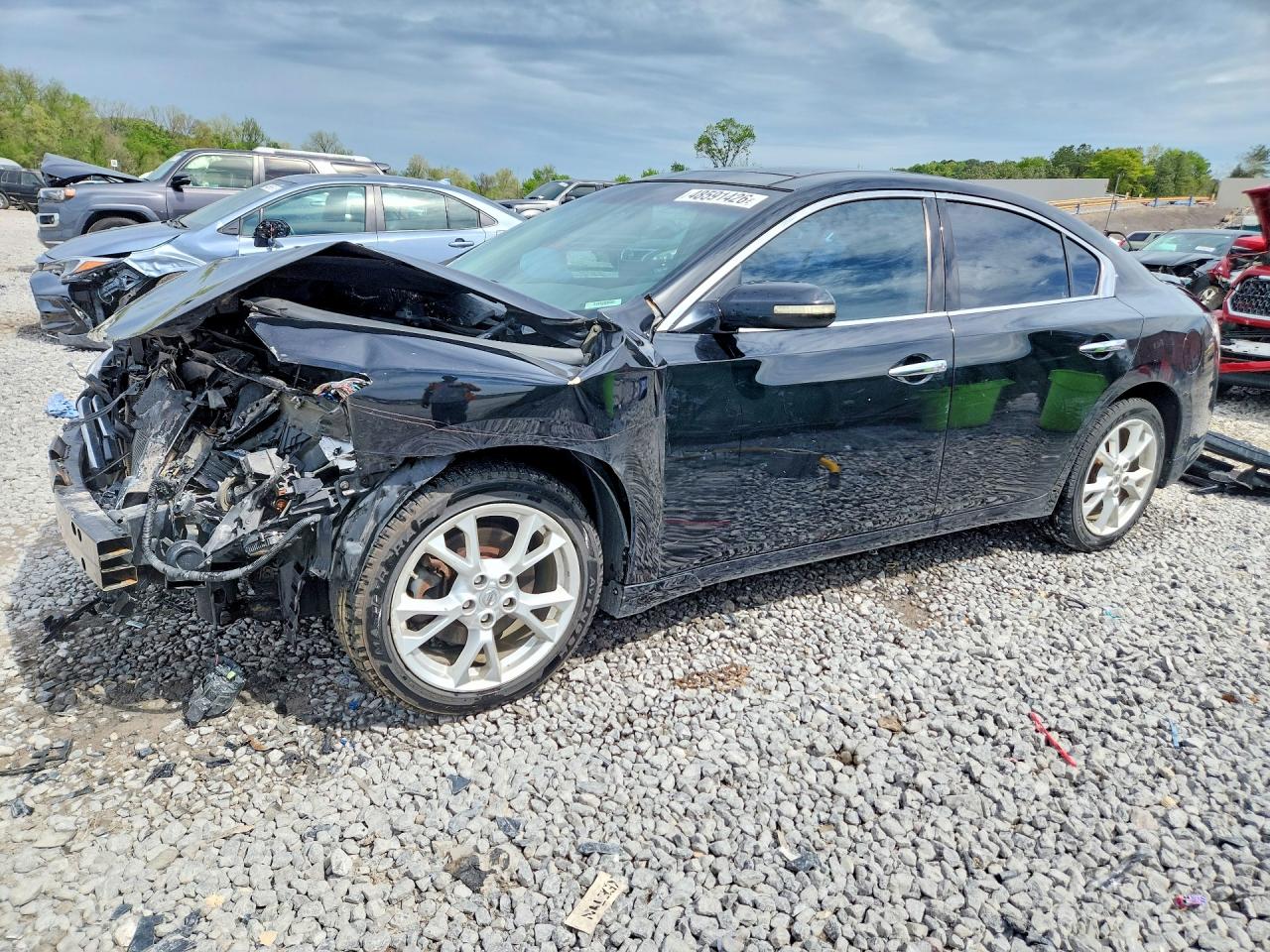 Salvage Nissan Maxima Image