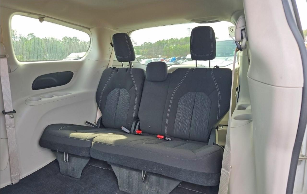 Chrysler Minivan L