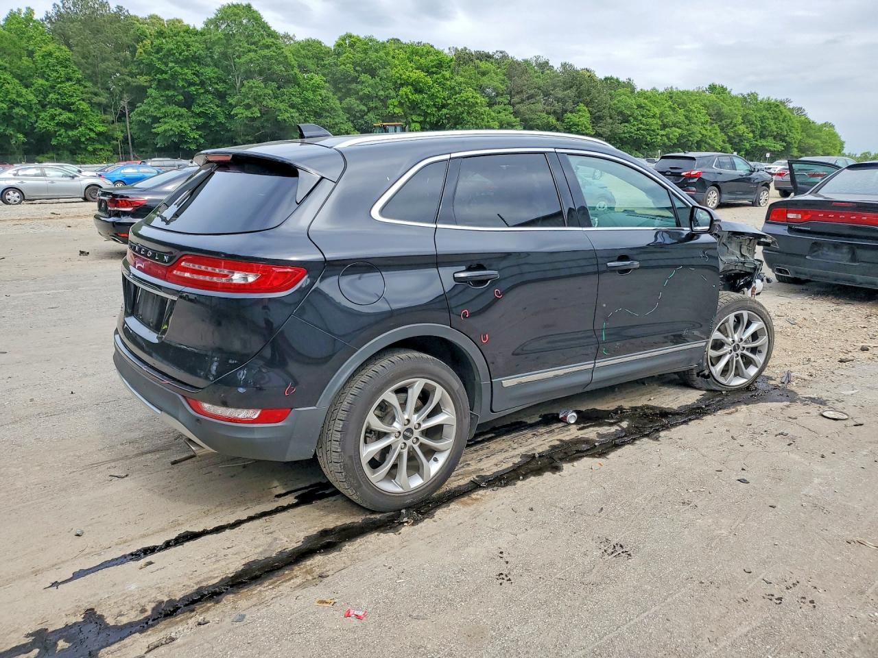 Lincoln MKC Select