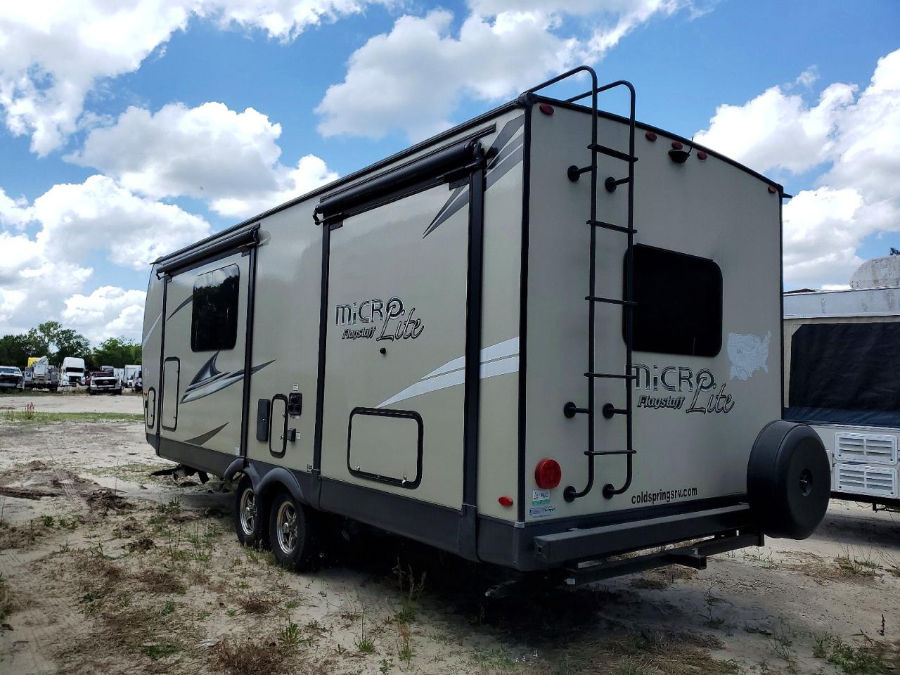 Forest River Flagstaff Camping Trailer