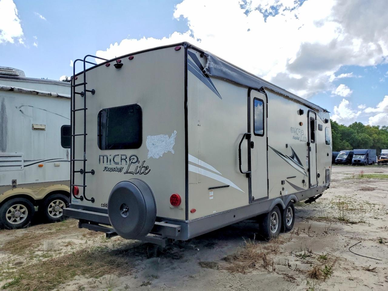 Forest River Flagstaff Camping Trailer