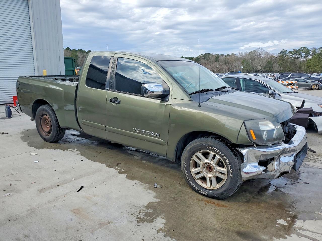 Nissan Titan