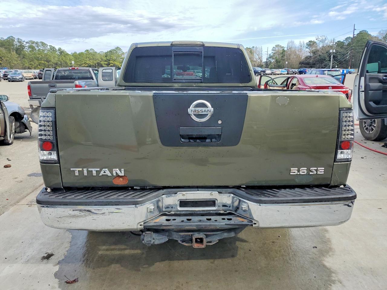 Nissan Titan