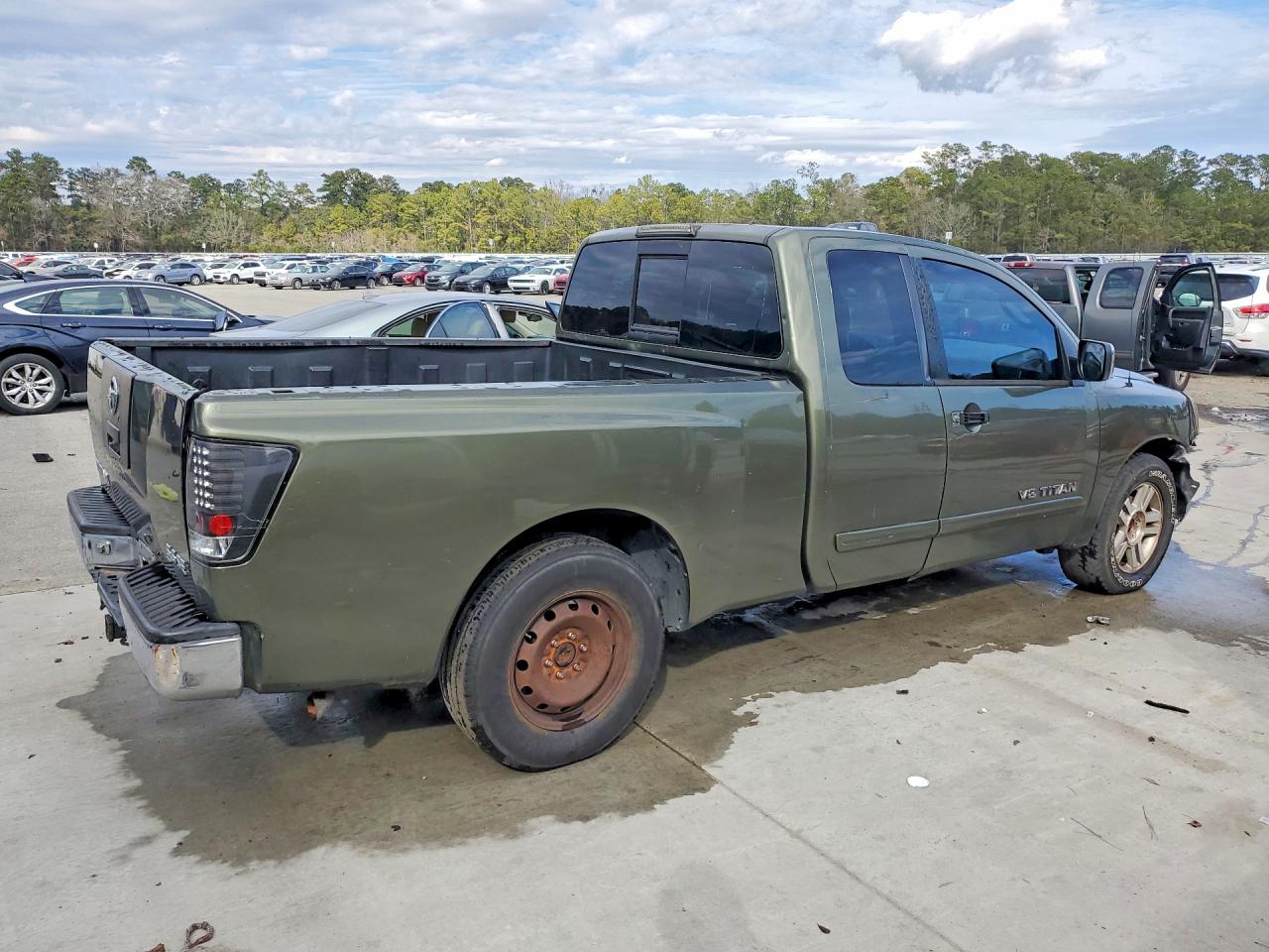 Nissan Titan