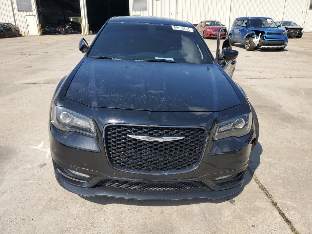 Chrysler 300