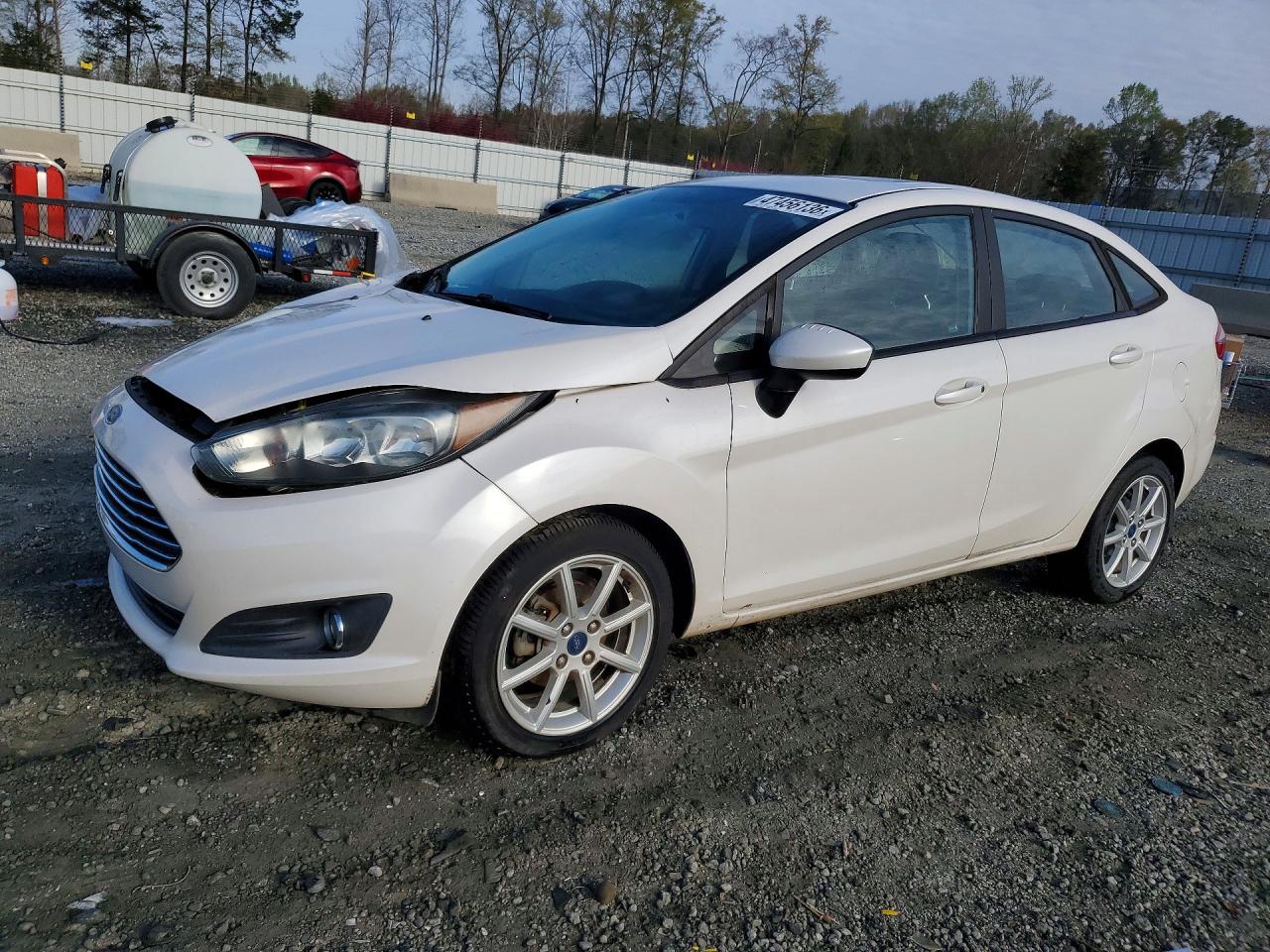 Salvage Ford Fiesta Image