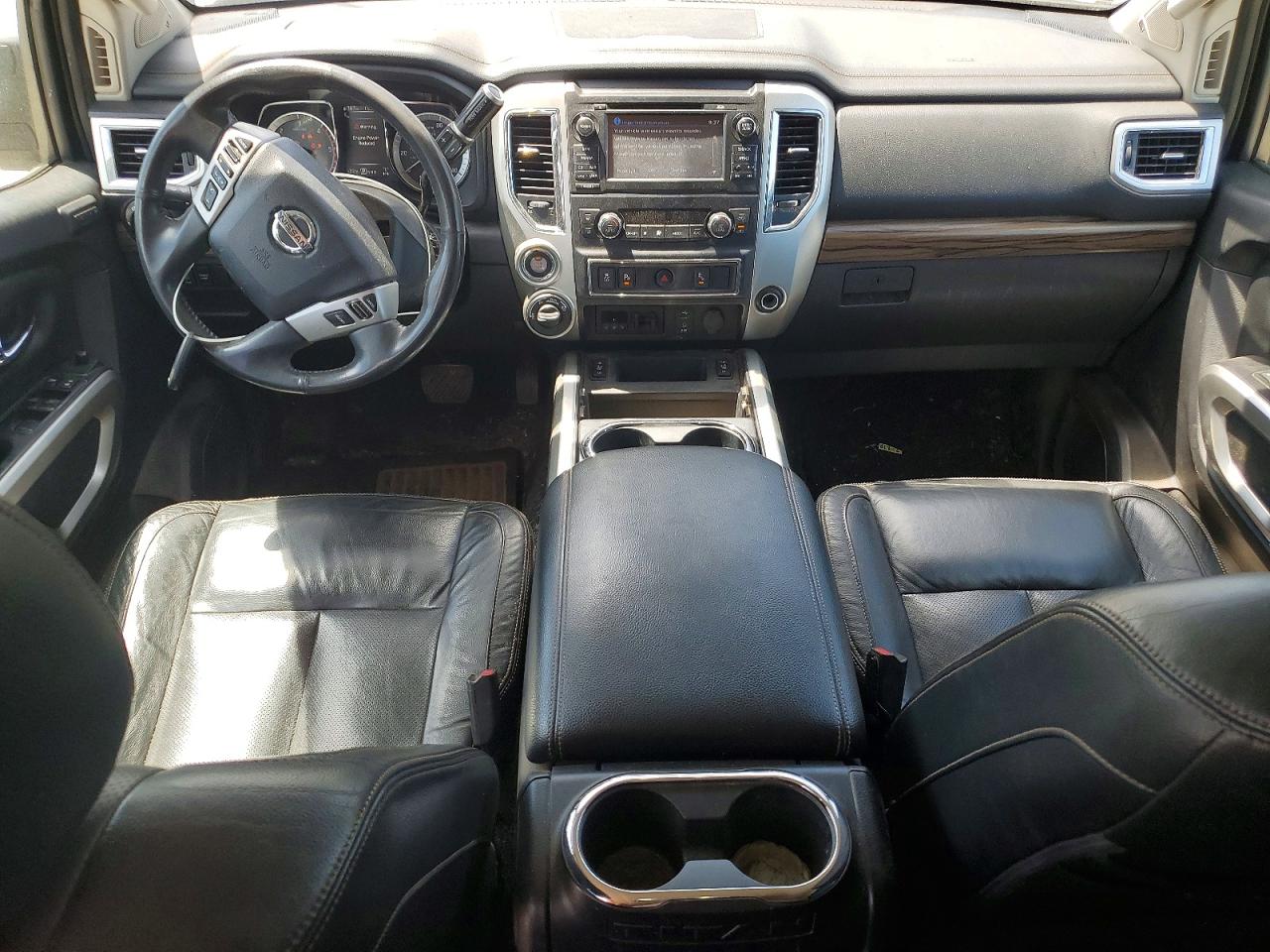 Nissan Titan Sl