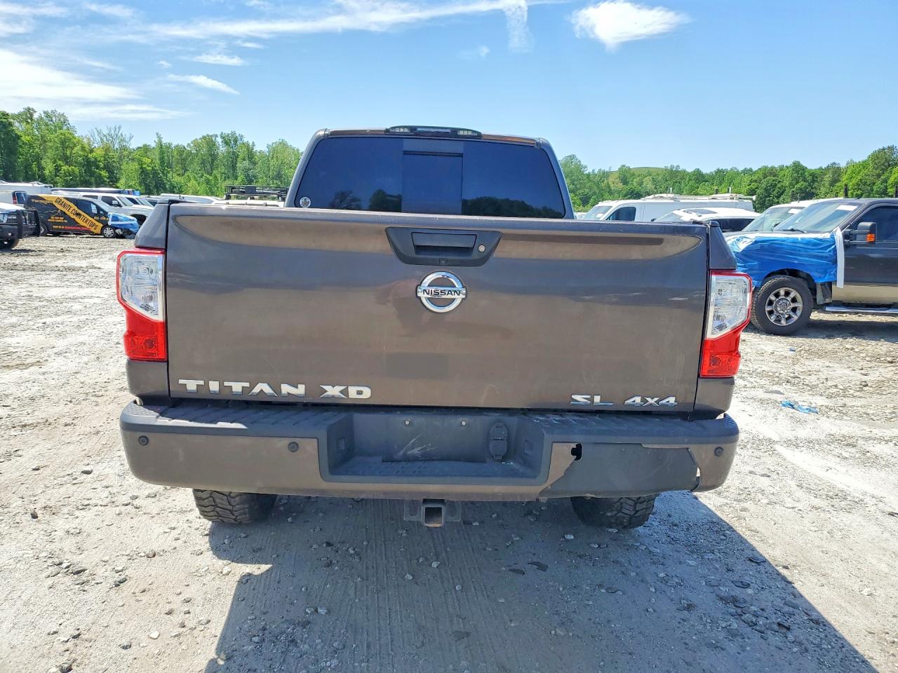 Nissan Titan Sl