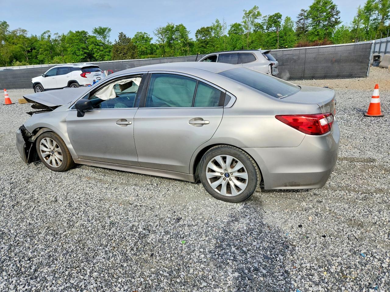 Subaru Legacy 2.5i