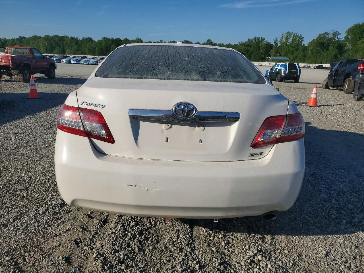 Toyota Camry Xle