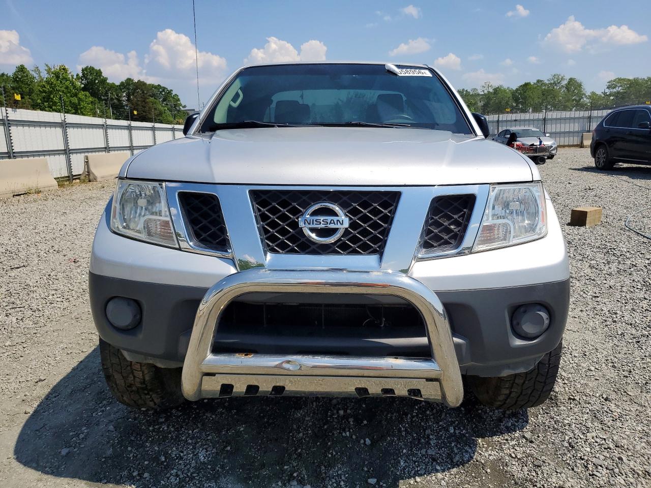 Nissan Frontier S