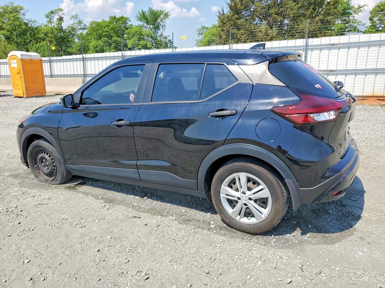 Nissan Kicks S