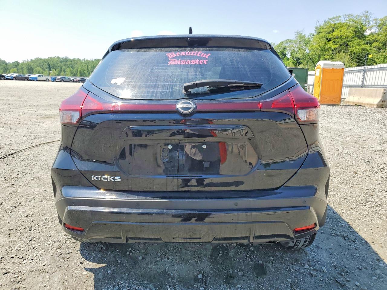 Nissan Kicks S
