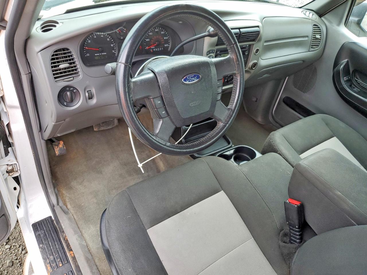 Ford Ranger Super Cab